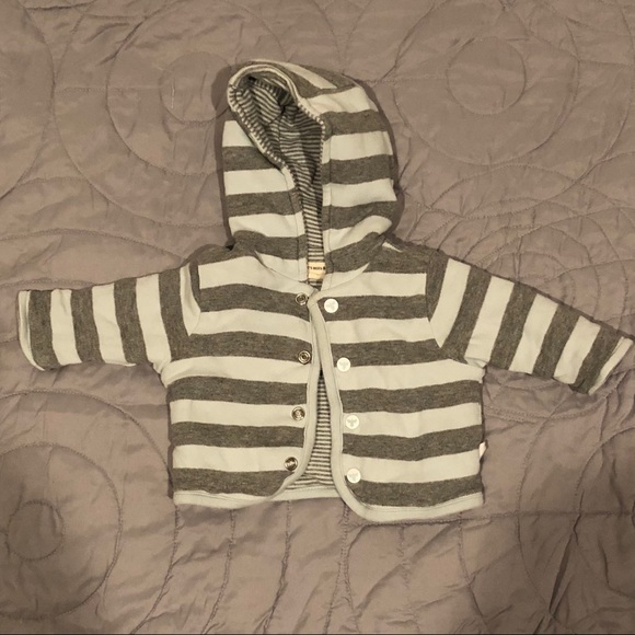 Burt’s Bees Newborn Hoodie - Picture 1 of 3